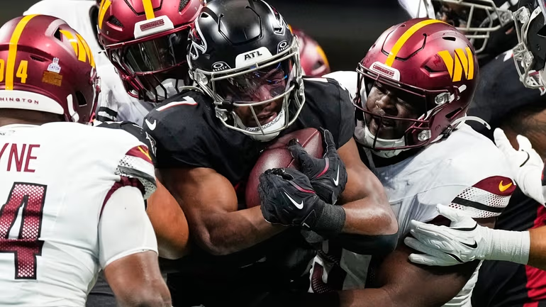 NFL: Penny's long pass leads the way, Bill vs. Hawks