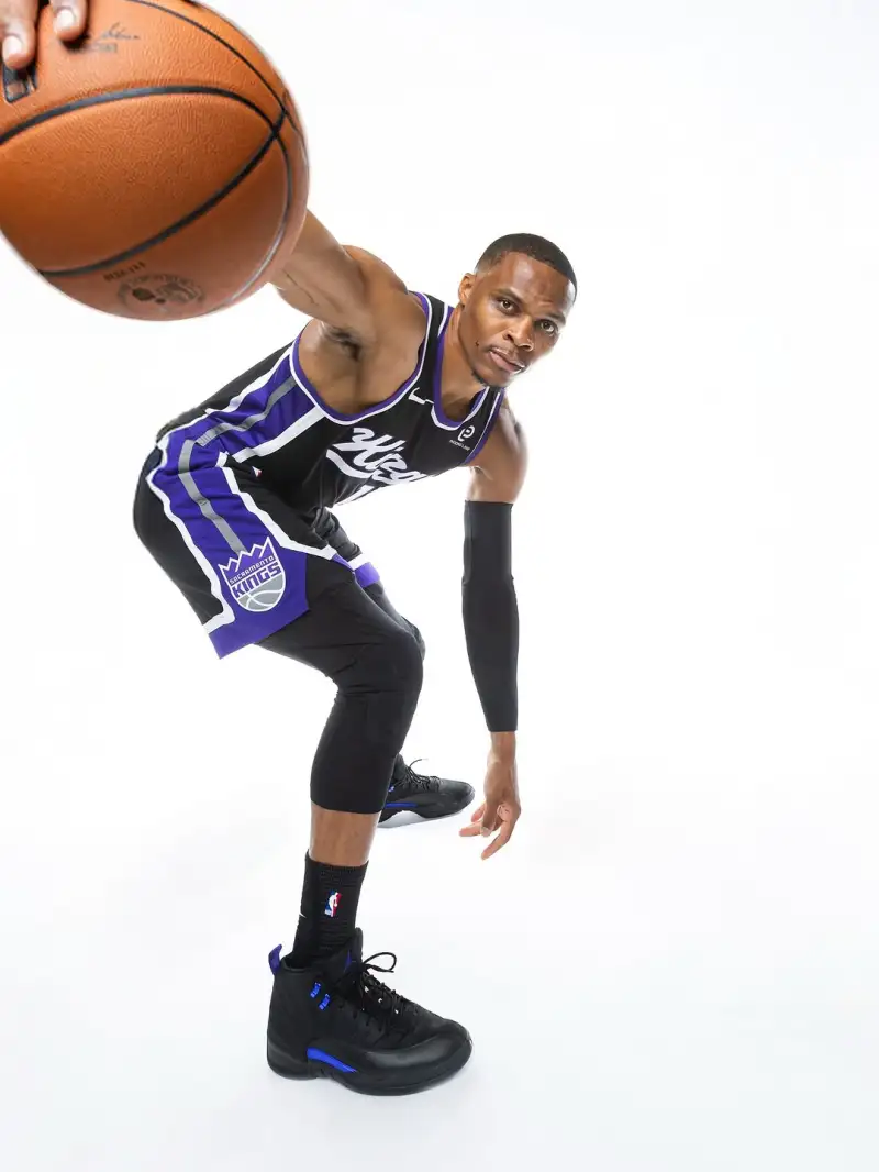 A new chapter! Westbrook shared a photo of himself wearing a Kings jersey on social media