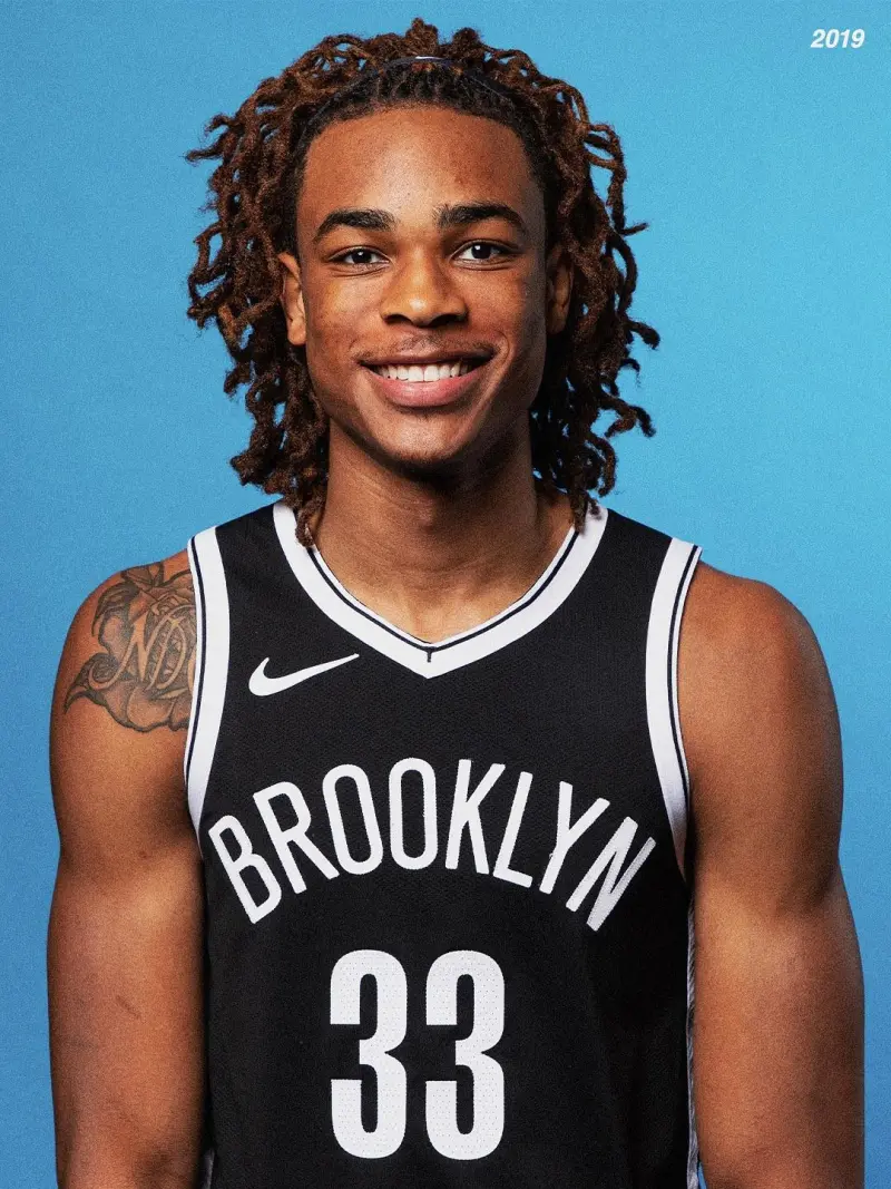 Clear eyes! The Nets officially released Claxton's makeup photos for the past 7 years to share with fans