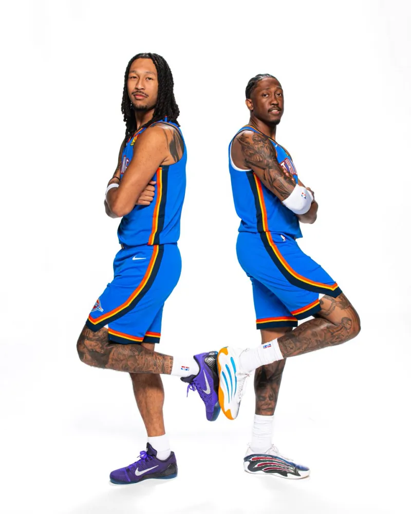 Twins! Thunder official shared a photo of Jaylin and Jaylen Williams with fans