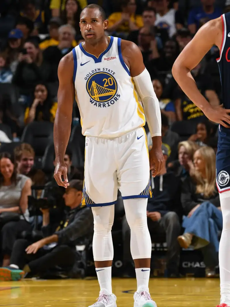 Warriors inside pillar! Al Horford posted a photo on Instagram: The 19th year of his career is coming