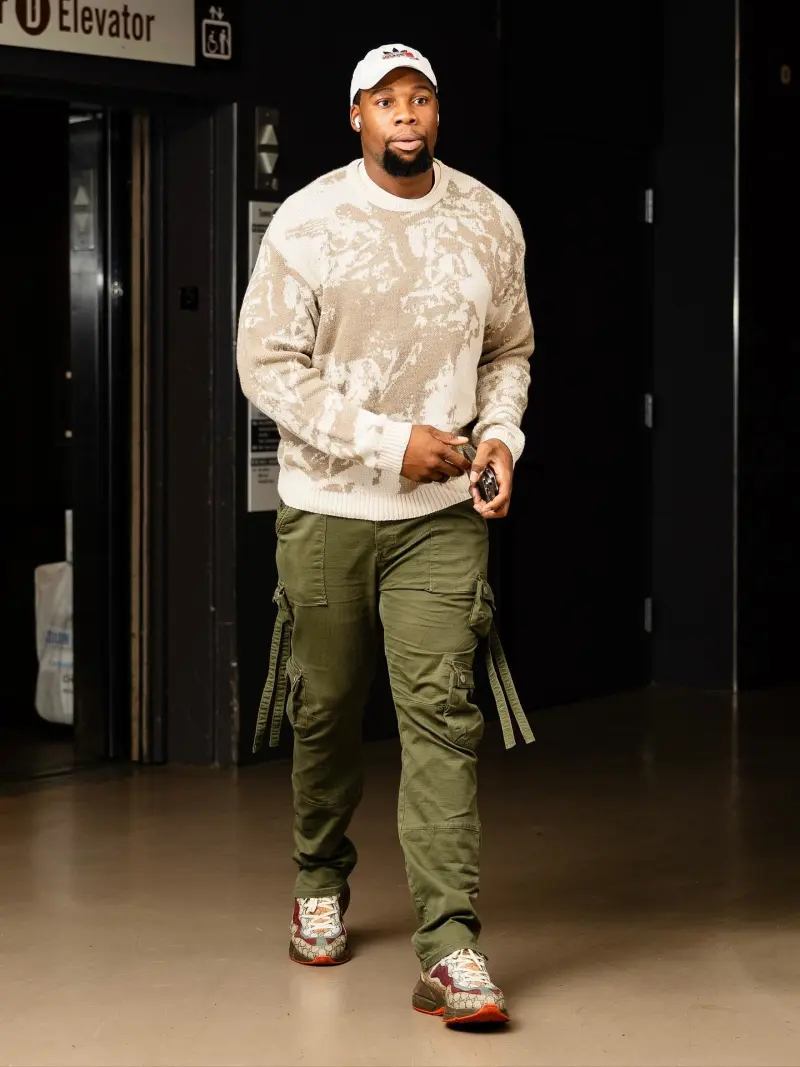 New York Cubs! Guershon Yabusele warms up for the opening game on Instagram, tomorrow's game against the Cavaliers