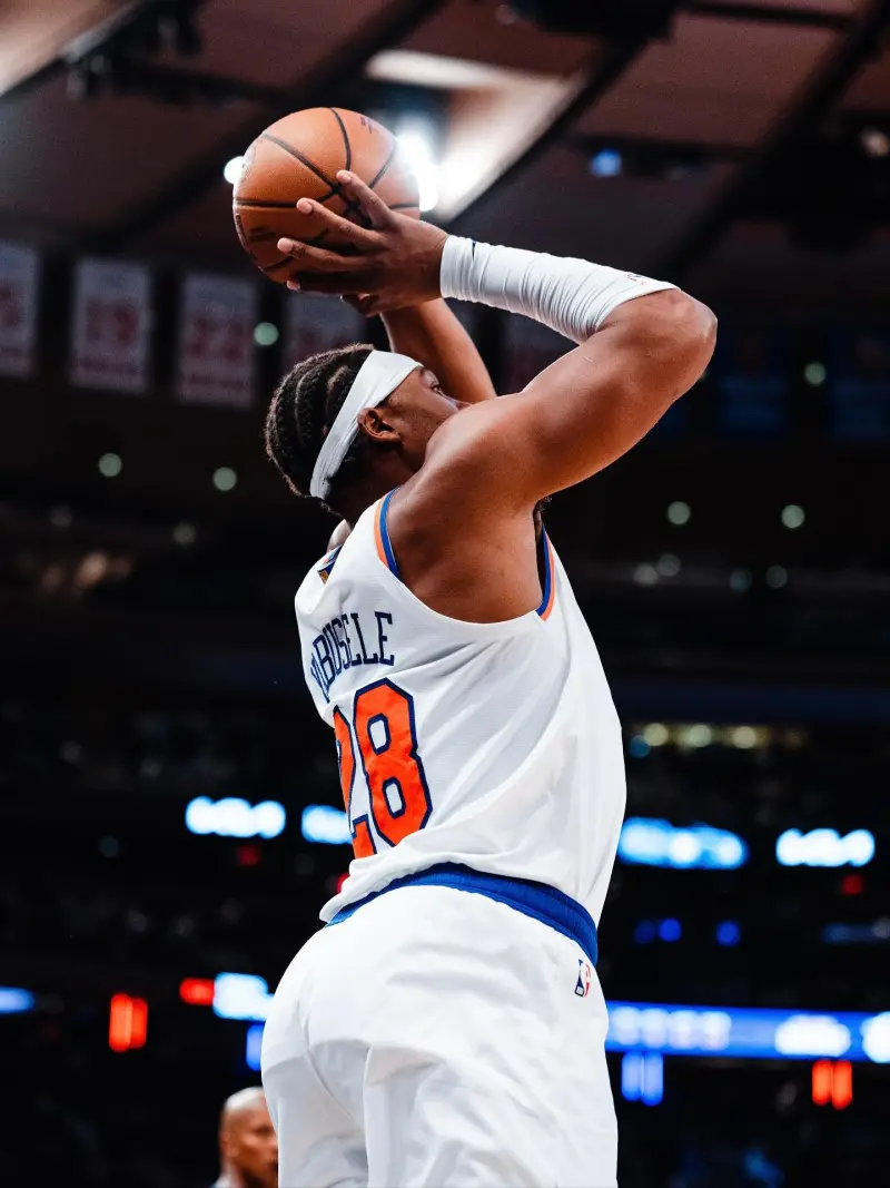 New York Cubs! Guershon Yabusele warms up for the opening game on Instagram, tomorrow's game against the Cavaliers