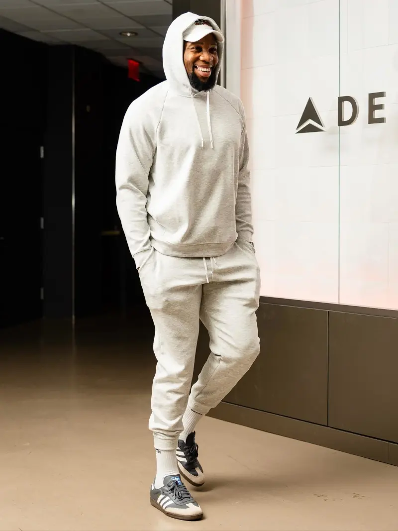 New York Cubs! Guershon Yabusele warms up for the opening game on Instagram, tomorrow's game against the Cavaliers