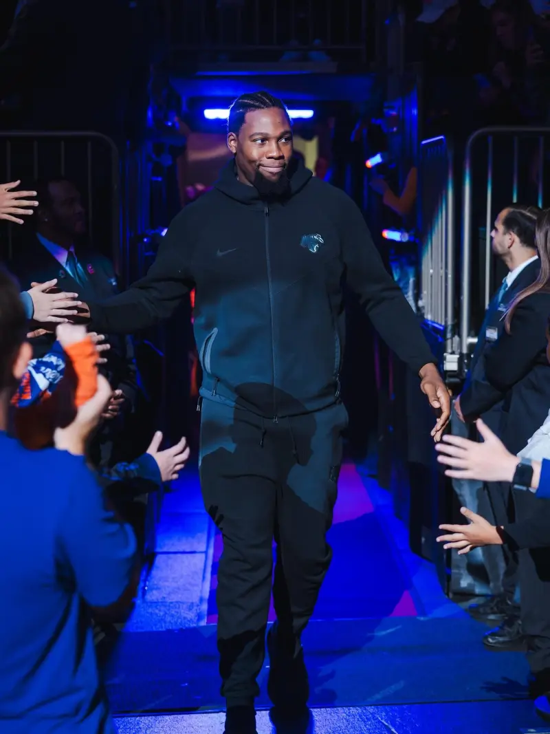 New York Cubs! Guershon Yabusele warms up for the opening game on Instagram, tomorrow's game against the Cavaliers