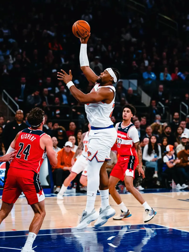 New York Cubs! Guershon Yabusele warms up for the opening game on Instagram, tomorrow's game against the Cavaliers