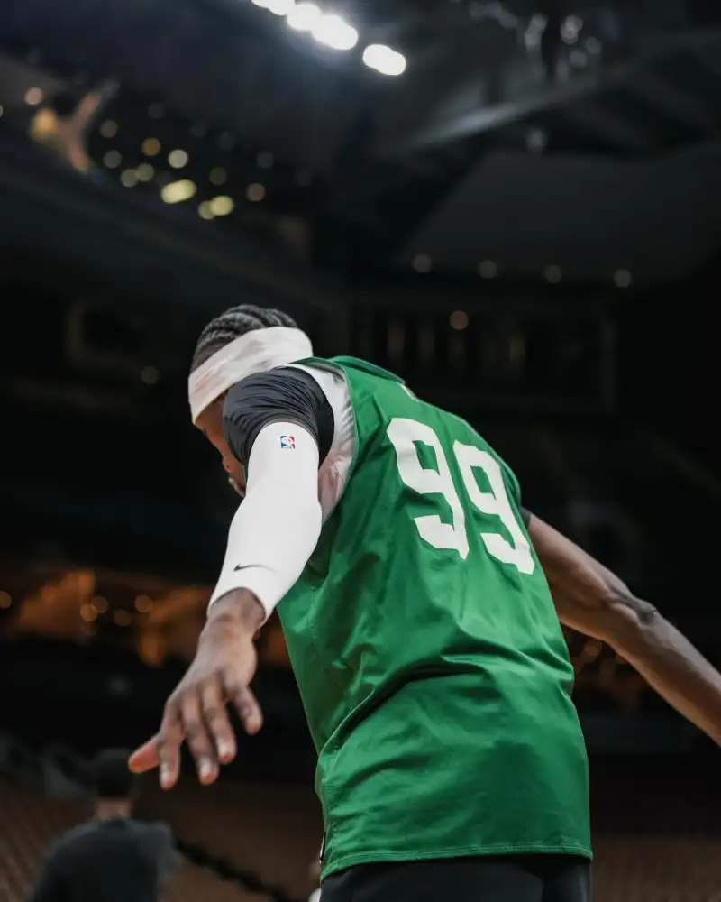 99 Trouble! Chris Boucher posts photos on Instagram to warm up for the opening game