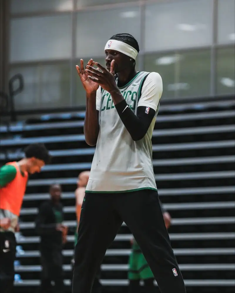 99 Trouble! Chris Boucher posts photos on Instagram to warm up for the opening game