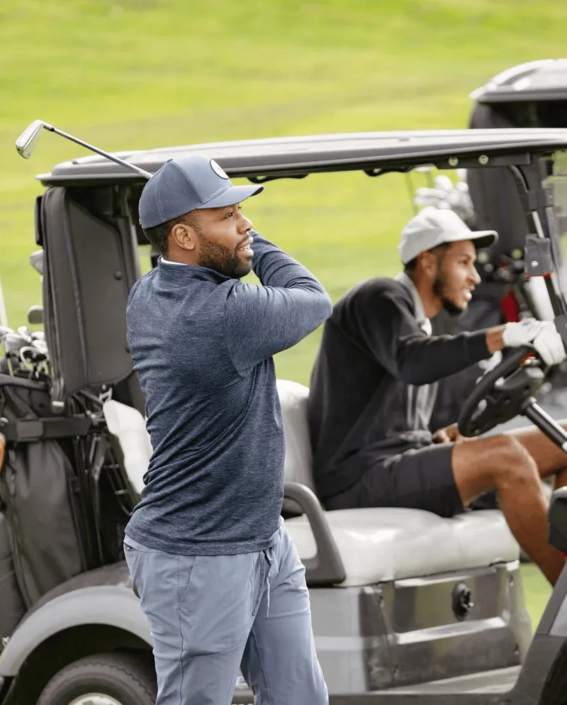 Trail Blazers share golf photos on social media: smooth swings and good times