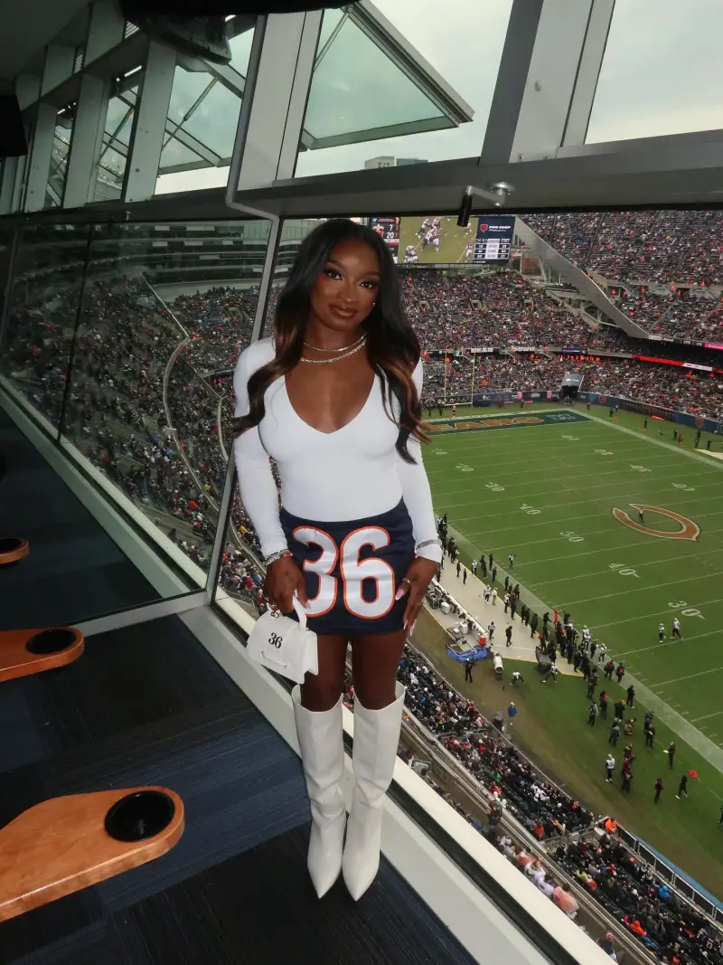 Simone Biles shares photos of the NFL Bears: Believe me, I know football