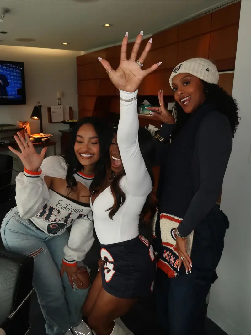 Simone Biles shares photos of the NFL Bears: Believe me, I know football