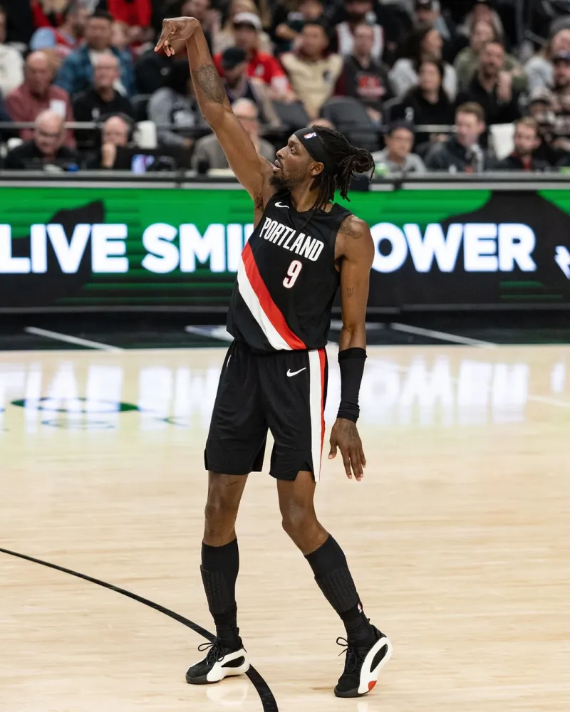 What level? The Trail Blazers officially released Grant's opening game stats: 29 points, 3 rebounds, and 1 block.