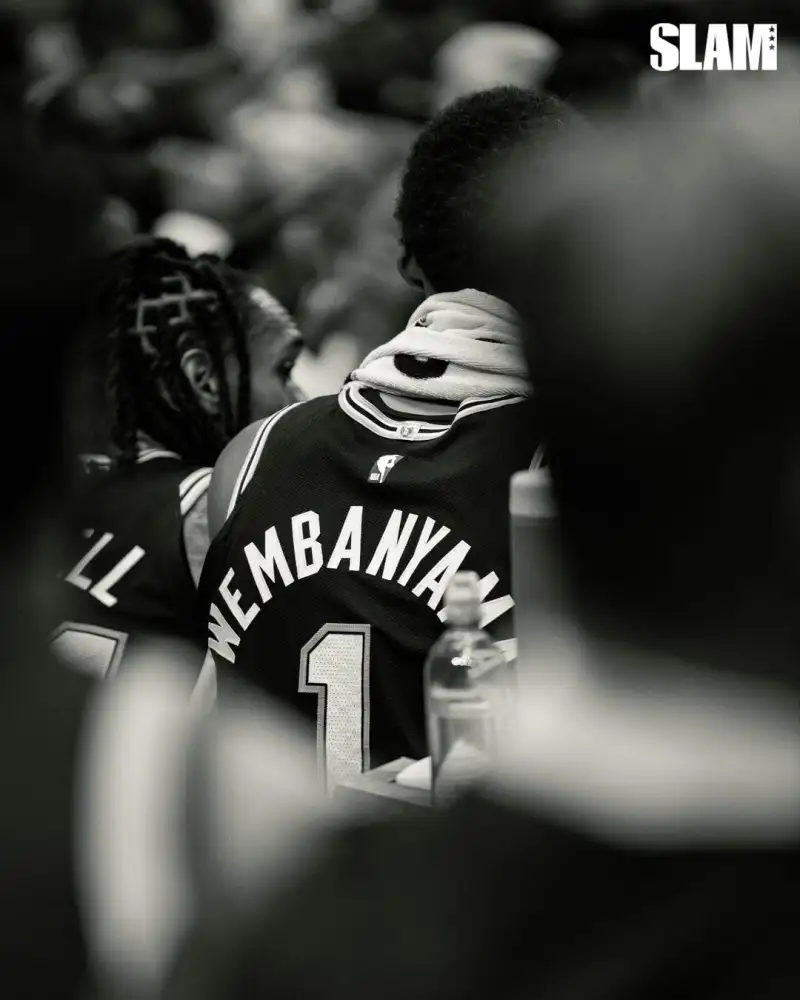 Will they dominate the league? Slam official releases photos of their squad