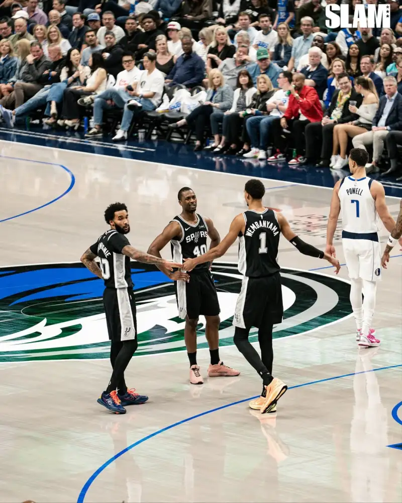 Will they dominate the league? Slam official releases photos of their squad