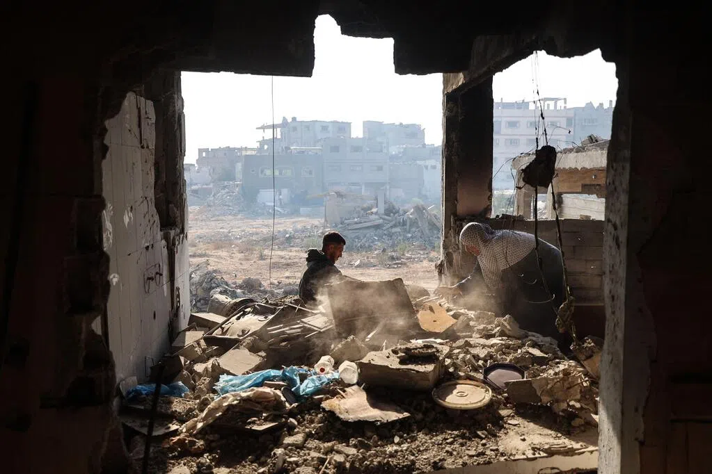 Israel launches airstrikes in southern Gaza, claims to have thwarted terrorist attack