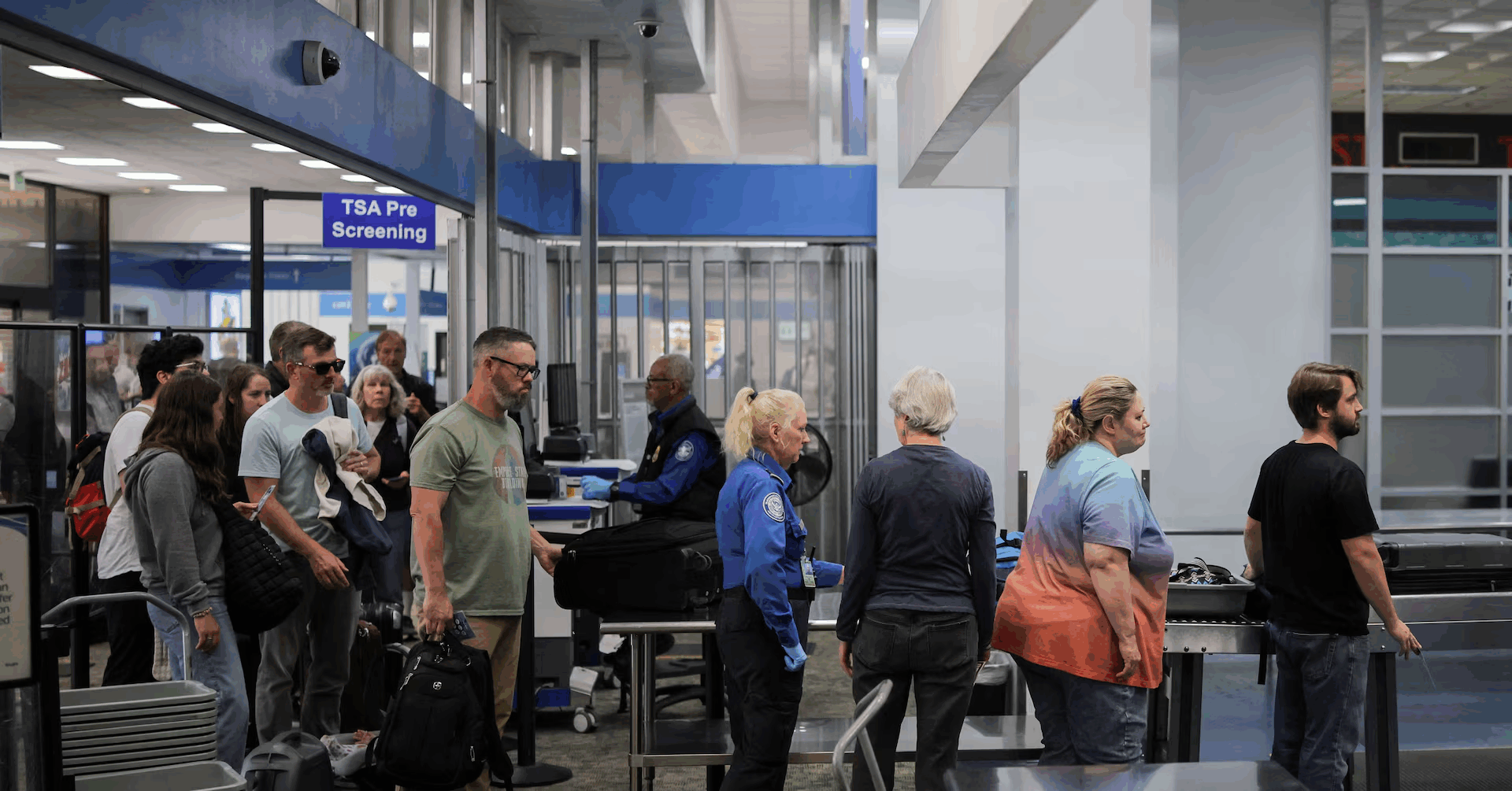 1761527008874523.png US expands facial recognition use, requiring non-citizens to take photos upon entry and exit