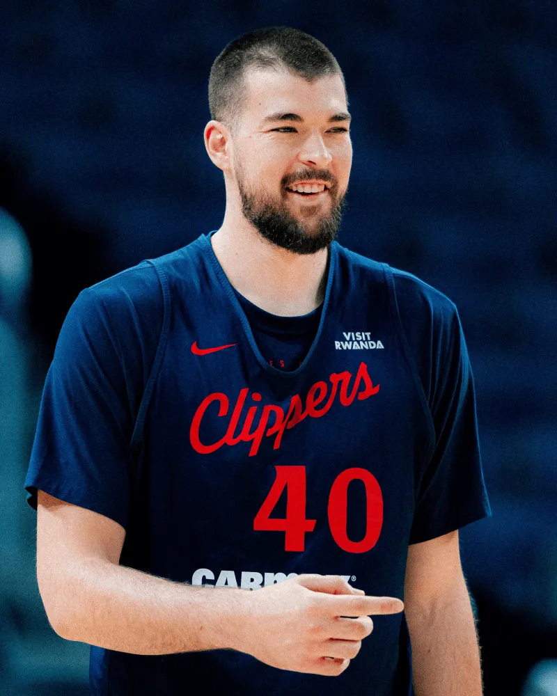 Clippers social media shared photos of players smiling during pre-game practice: