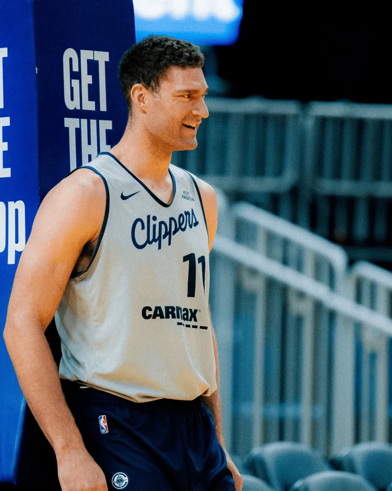 Clippers social media shared photos of players smiling during pre-game practice: