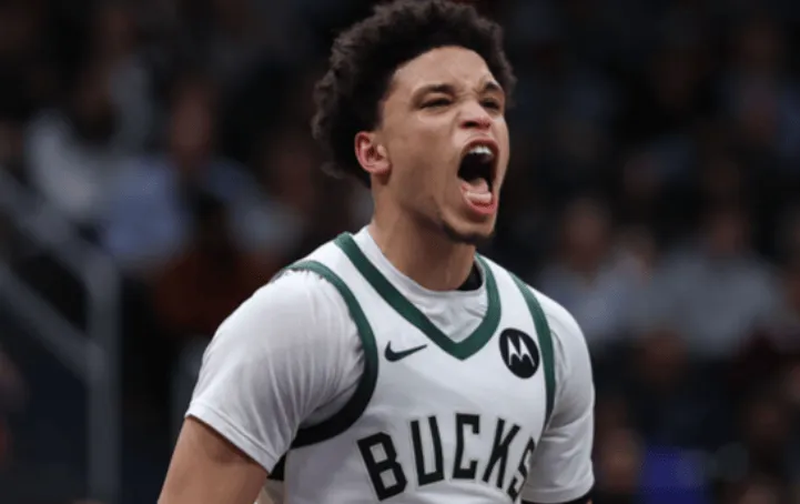 Rollins delivered a stellar performance! He played 26 minutes, scoring 25 points, grabbing 2 rebounds, dishing out 4 assists, and recording 4 steals.