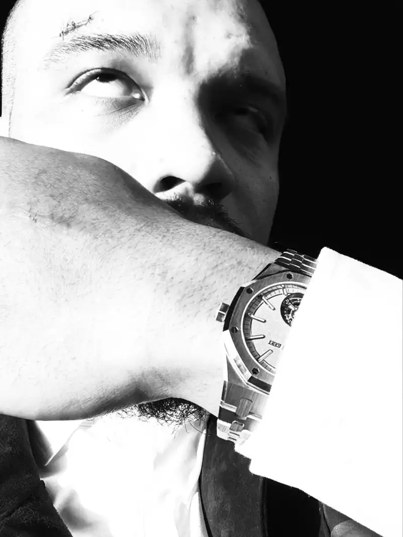 Get well soon! Dillon Brooks shares photos with fans on Instagram.