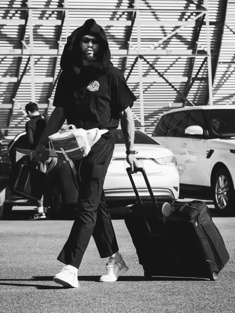 Get well soon! Dillon Brooks shares photos with fans on Instagram.