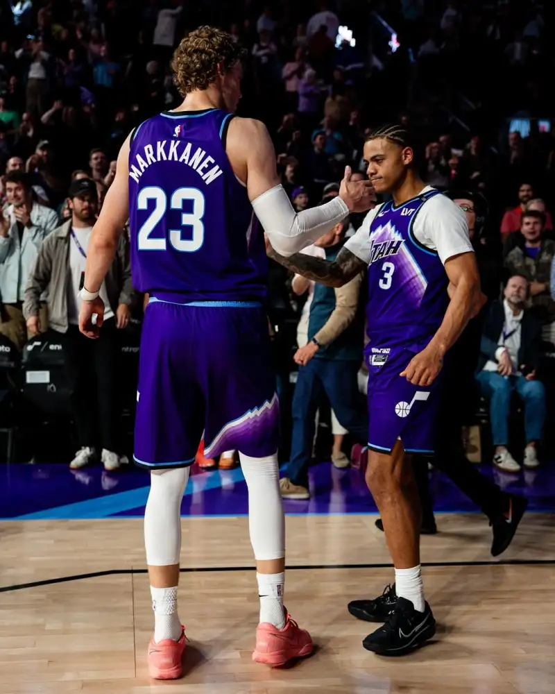 Finnish superstar Lauri Markkanen celebrates his 51-point night with a photo on Instagram.