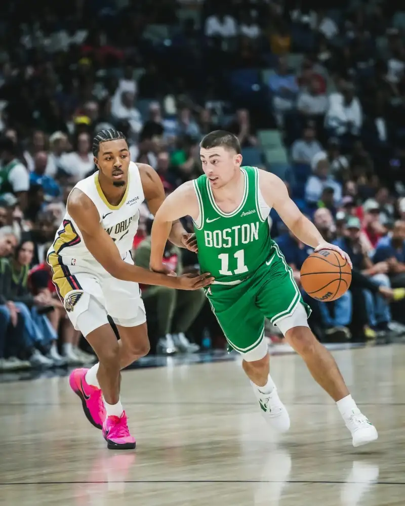 A resounding victory in New Orleans! The Celtics' official account shared photos from the game to celebrate their first win of the season.