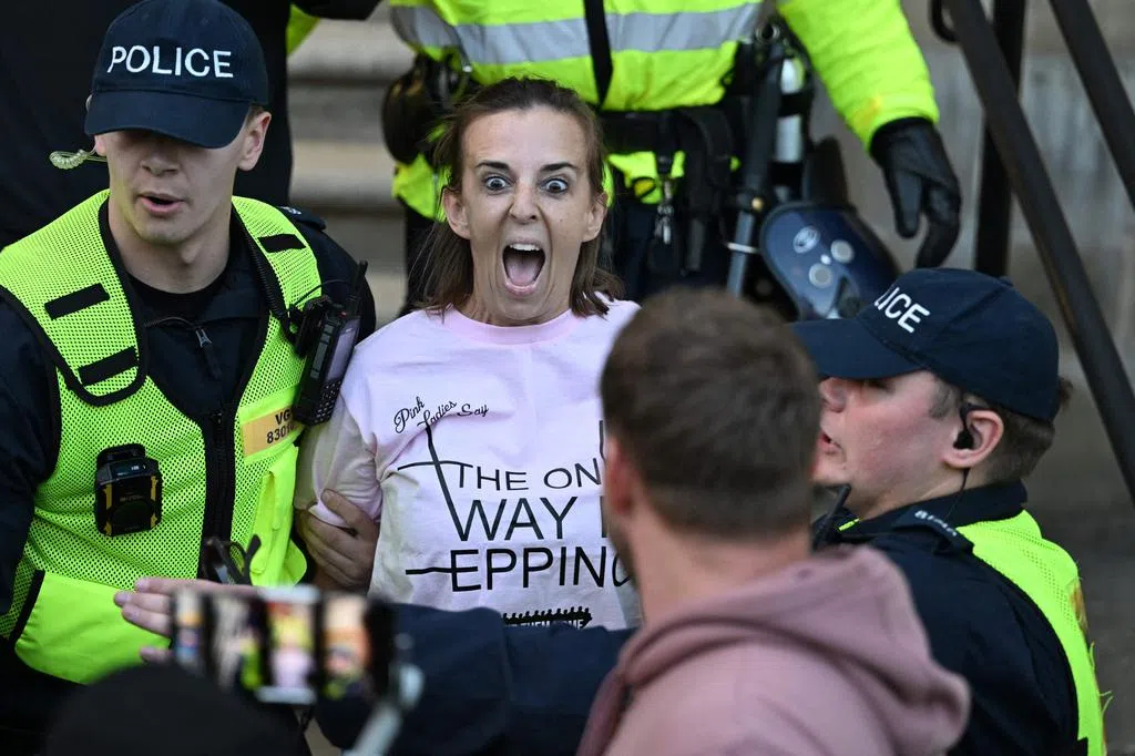 The Dutch general election turned dramatically at the last minute, with a 38-year-old centrist leader poised to become the youngest prime minister.