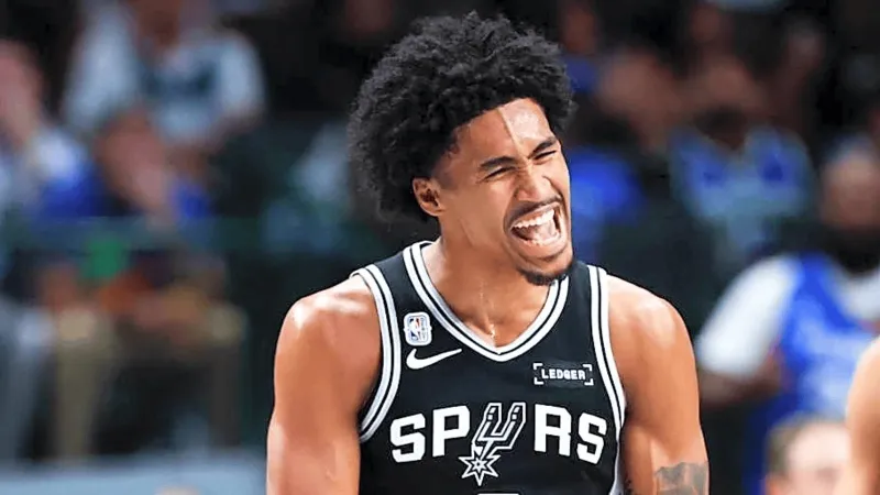 Harper played 25 minutes, scoring 13 points, grabbing 2 rebounds, and dishing out 4 assists.