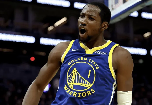 Kuminga is averaging 17.5 points, 7.5 rebounds, and 3.5 assists per game this season, with a field goal percentage of 55.4% and a three-point percentage of 45%.