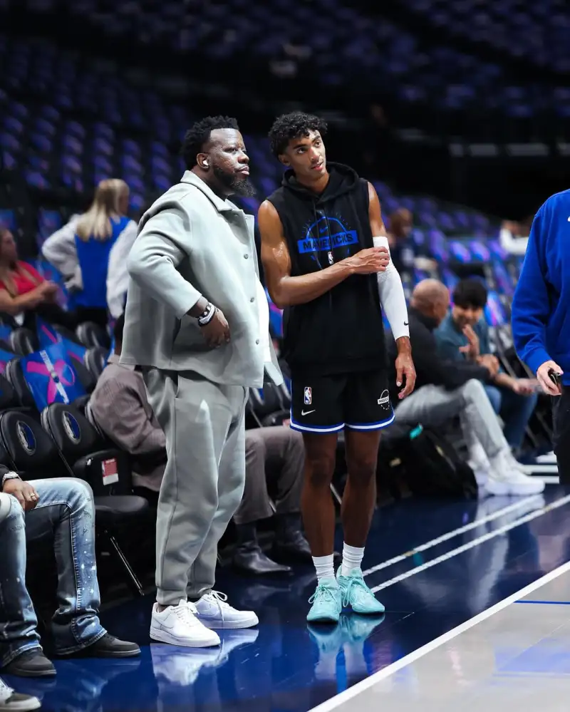 The journey has begun! Max Christie shares his game photos with fans on Instagram.