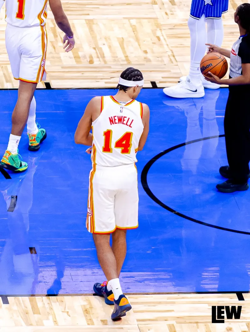 Visually stunning! Asa Newell shares photos with fans on Instagram: Here we go!