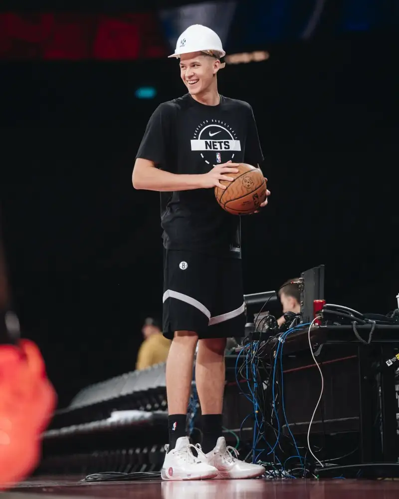 October! Yegor Demin shares his match photos with fans on Instagram.