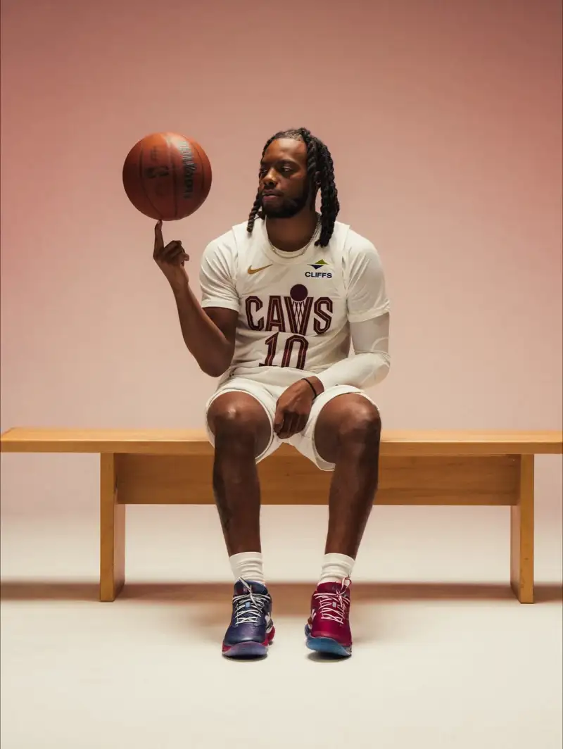 All-Star guard Darius Garland posts a photo on Instagram to announce his comeback: See you soon!