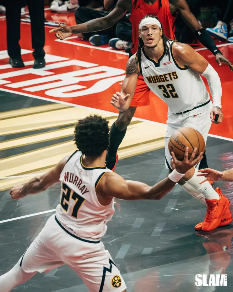 Slam's official account shared photos from yesterday's game: The Trail Blazers had a blast on holiday.