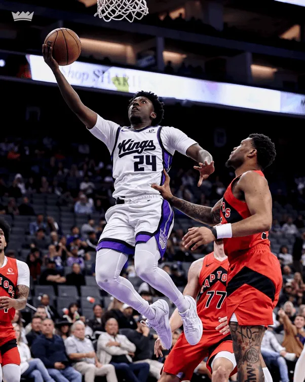 Happy 25th birthday! The Kings' official media posted photos to celebrate Isaiah Stevens' birthday.