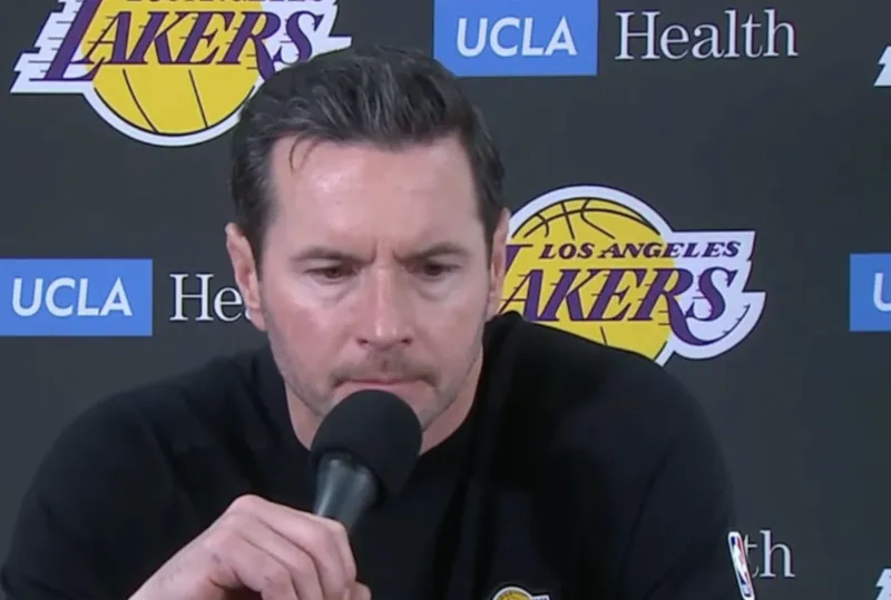 Redick: When the opponent has a small lineup and switches constantly on defense, we must be able to break through their defense one by one.