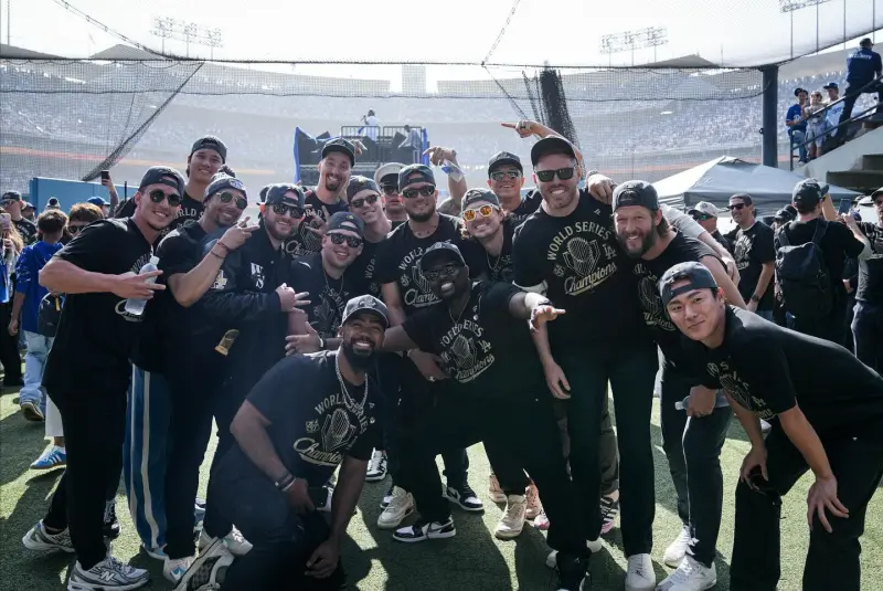 Shohei Ohtani updated his personal social media: Thank you, Los Angeles!