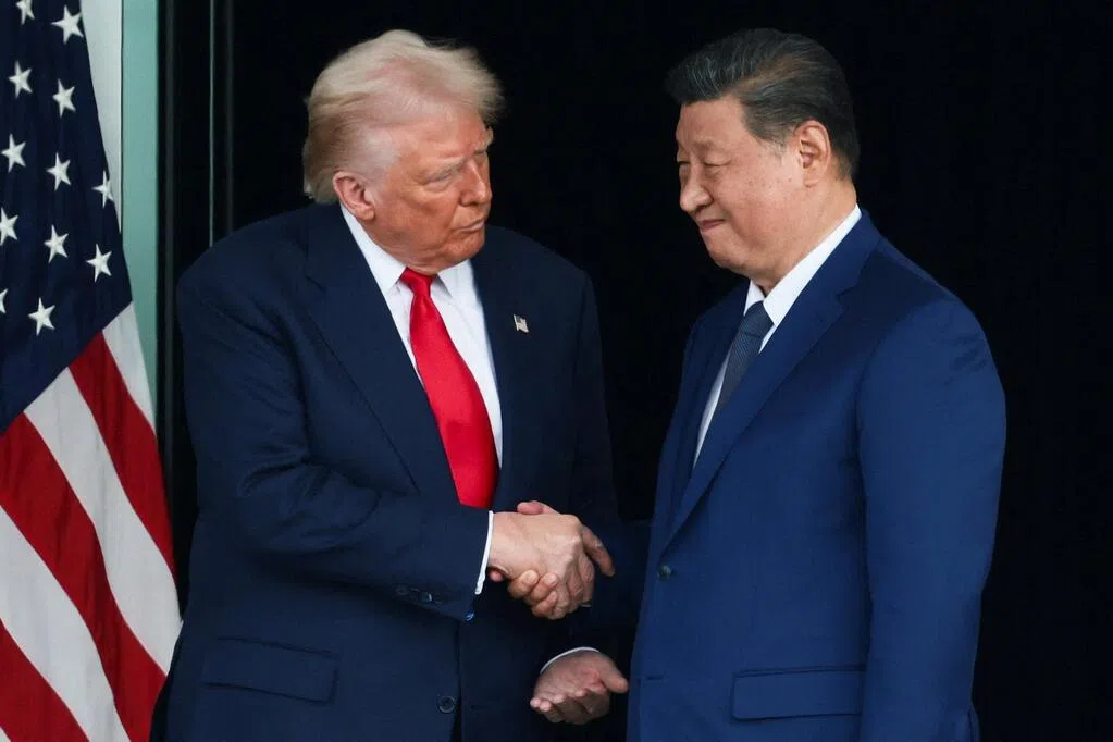 The US fulfills its trade agreement commitments, reducing tariffs on fentanyl from China to 10%.