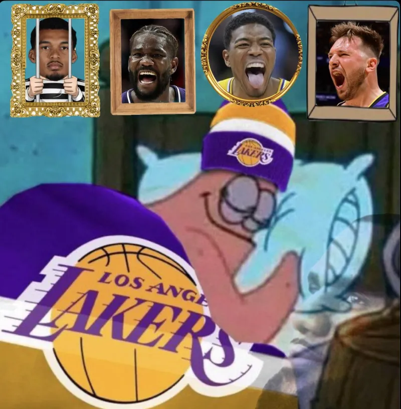 Falling asleep with a smile! Media outlets shared a photo jokingly commenting: Lakers fans' sleep quality tonight looks like this.