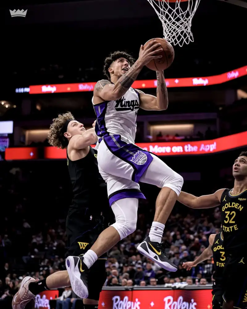 Aren't these layups cool? The Sacramento Kings' official account shared photos of Westbrook and others on the court with fans.