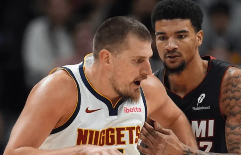 Jokic's 15th career game with 15+15+15, tying Robertson for the all-time record.