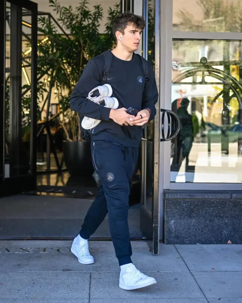 Spain's new golden boy! Hugo González posts photos on Instagram: an adventure in America.