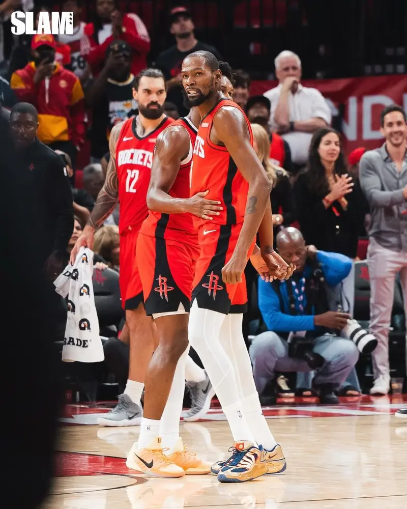 His scoring ability remains top-notch! Slam's official account shared photos of Durant on the court with fans.