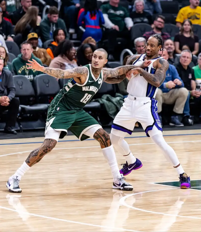 Kyle Kuzma's dashing style! He posts a photo on Instagram the Bucks are currently fifth in the Eastern Conference.