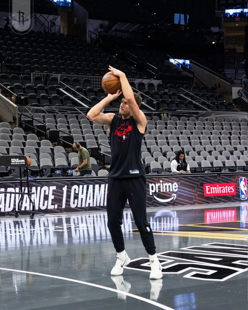 The Rockets' social media account shared moments of the players warming up before the game, featuring Durant and Adams.