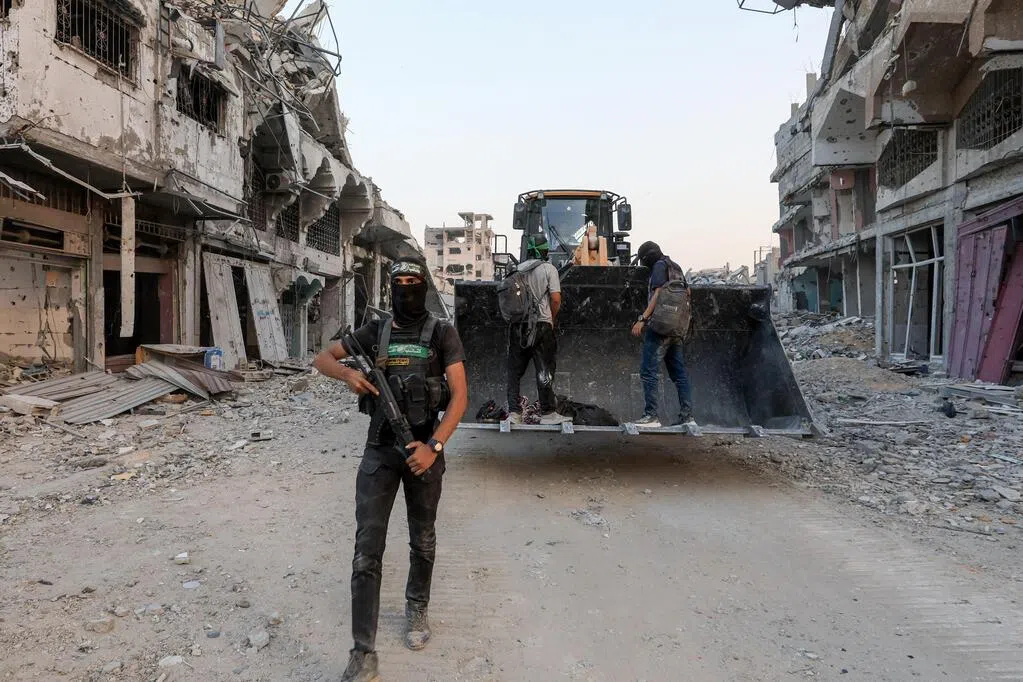 The mediator proposed that Hamas disarm in exchange for a safe evacuation from Rafah.