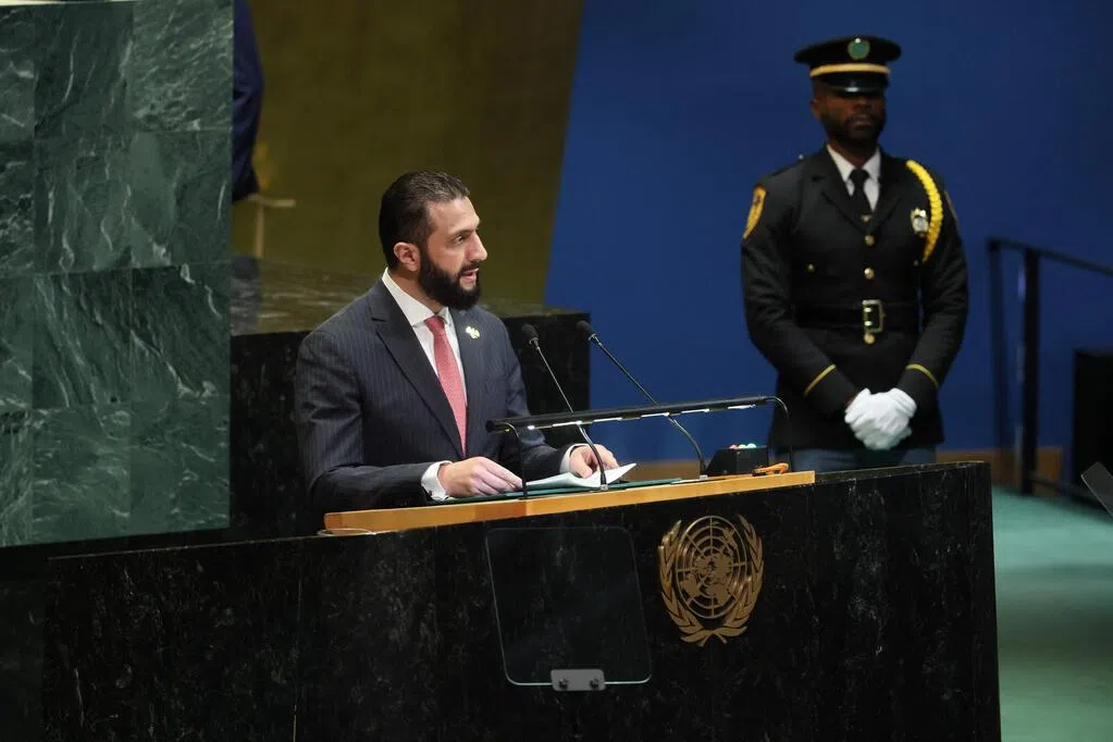 Syrian President Shah Shah visits the United States and announces Syria's accession to the global coalition against Iraq.