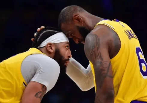 Lakers' Notes: LeBron James and Anthony Davis will be absent from tomorrow's game against the Pelicans.
