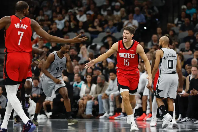 Reed Shepard shared his game photos with fans.